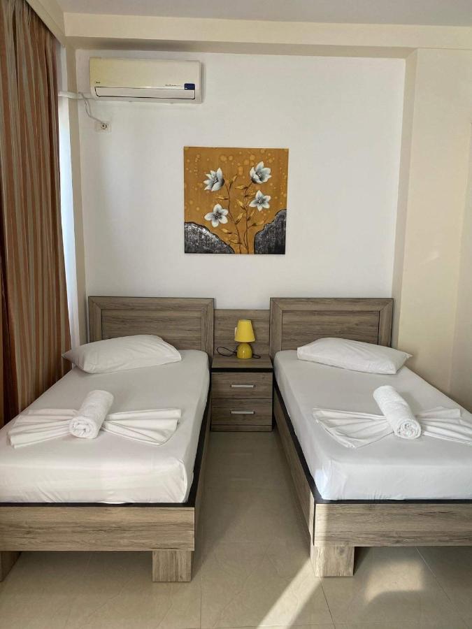 Apartamente Berti'S Garden Saranda Zewnętrze zdjęcie