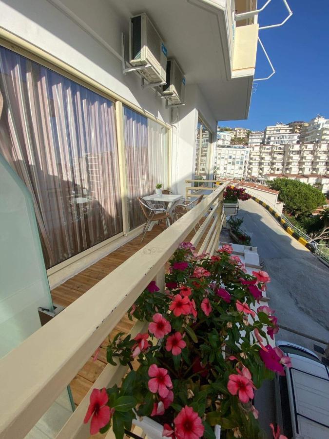 Apartamente Berti'S Garden Saranda Zewnętrze zdjęcie